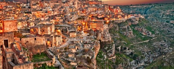 matera-f-142666937-jpg-80133–880×350 (1)